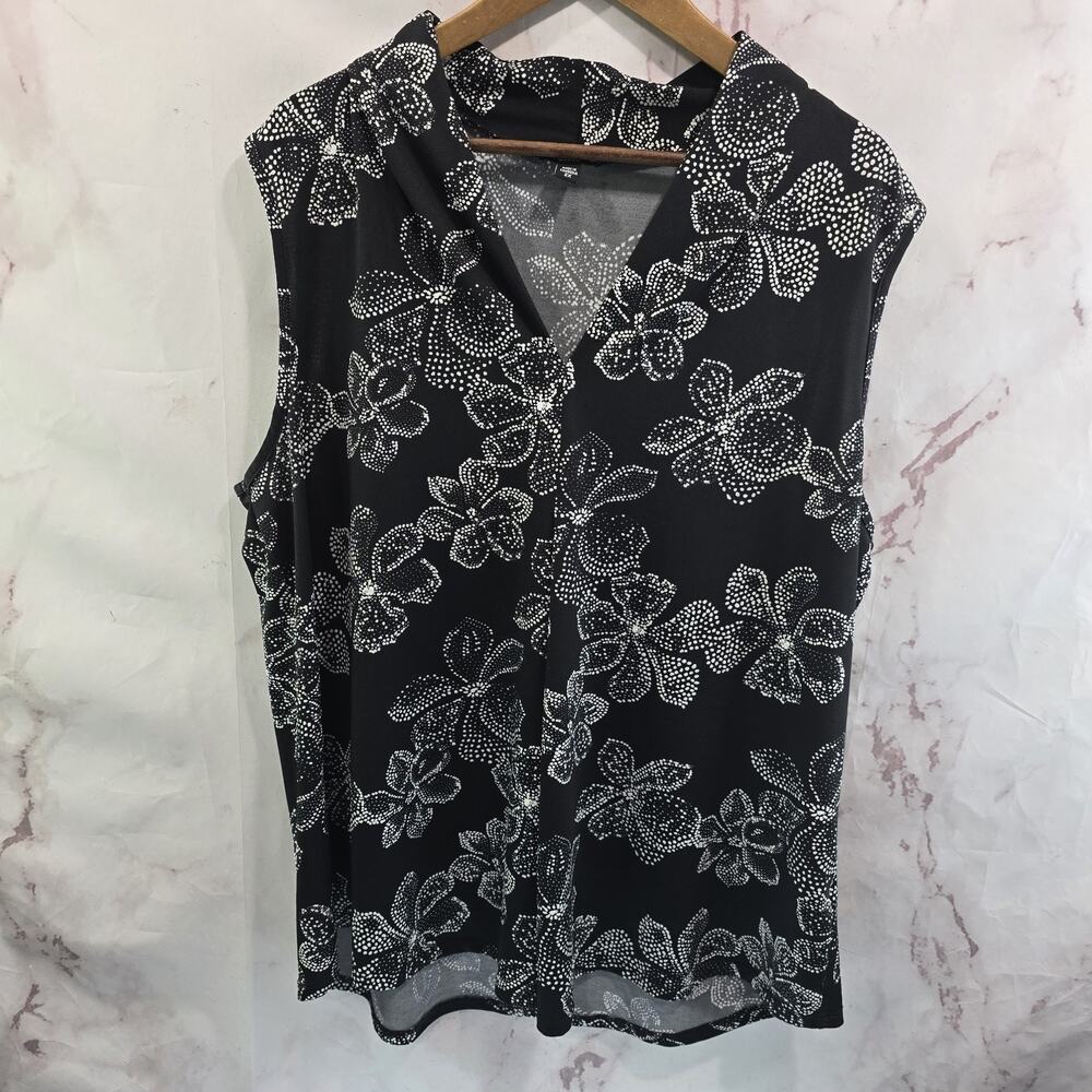Cocomo Blouse Womens 2X Black Floral V Neck Tank Sleeveless Shirt Notch